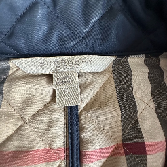 Burberry Women's Dark Quilted Puffer Jacket - Picture 3 of 10